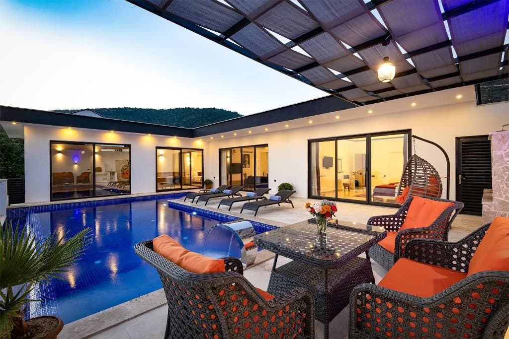 Kalkan İslamlar'da Doğa İçerisinde, Kapalı Havuzlu, Kiralık Villa görsel 1