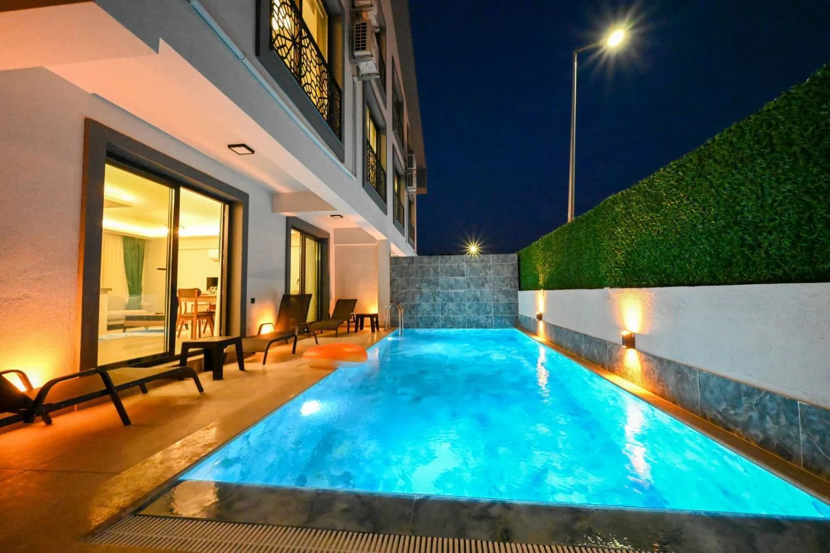 Fethiye Babataşı'nda 6 Kişi Kapasiteli, Özel Havuzlu, Kiralık Villa görsel 1
