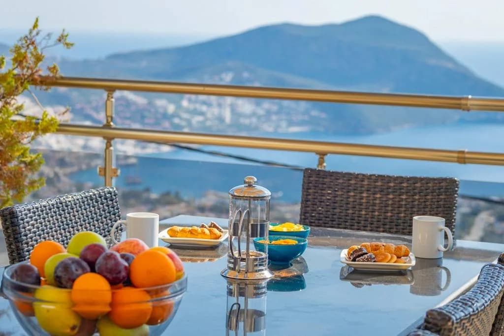Kalkan Akbel'de Muazzam Deniz Manzaralı, Özel Havuzlu, Modern Villa görsel 3