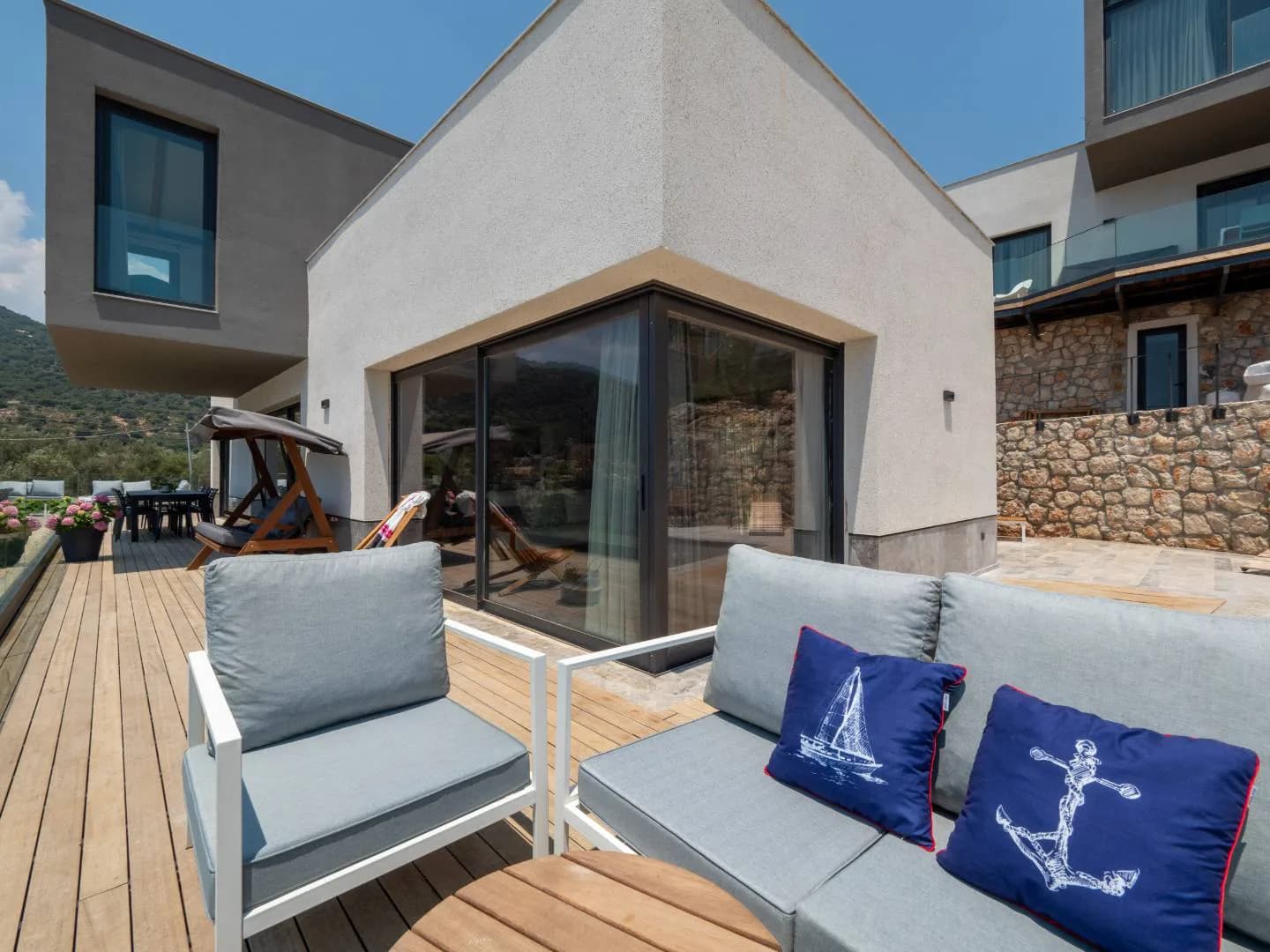 Kaş Belenli'de Muhteşem Manzaralı, Özel Havuzlu, Kiralık Villa görsel 2