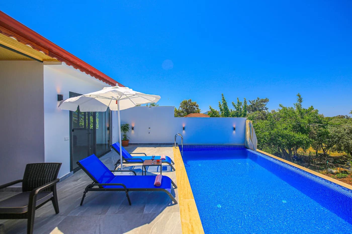 Kalkan Üzümlü'de Mükemmel Doğa Manzaralı, Özel Havuzlu, Kiralık Villa görsel 1