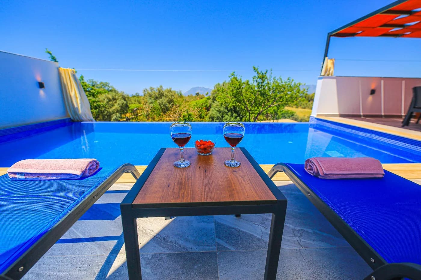 Kalkan Üzümlü'de Mükemmel Doğa Manzaralı, Özel Havuzlu, Kiralık Villa görsel 3