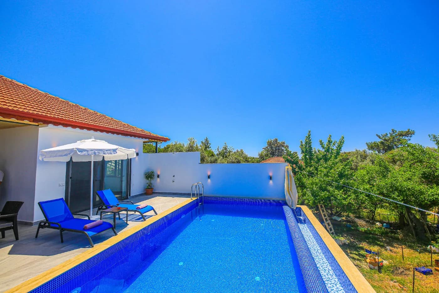 Kalkan Üzümlü'de Mükemmel Doğa Manzaralı, Özel Havuzlu, Kiralık Villa görsel 2