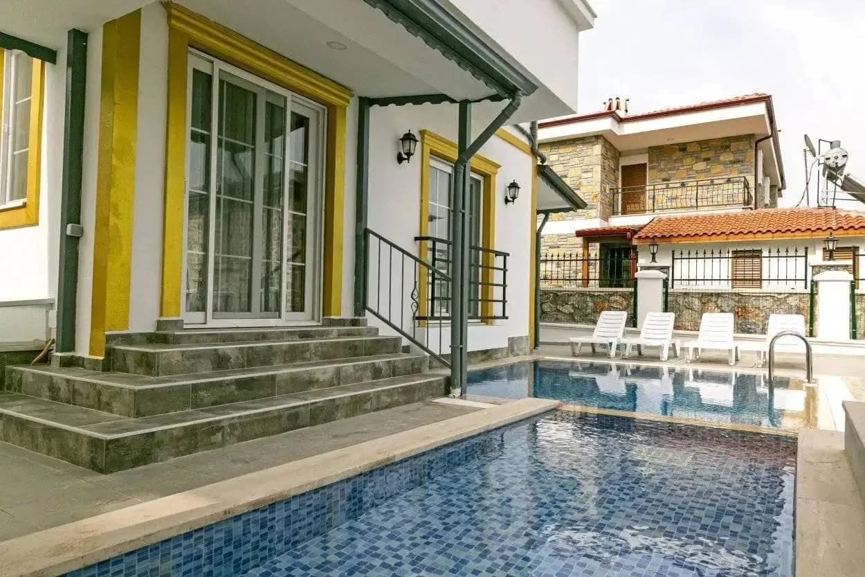 Marmaris Çetibeli'nde Yeşillikler İçerisinde, Özel Havuzlu, Lüks Villa görsel 2