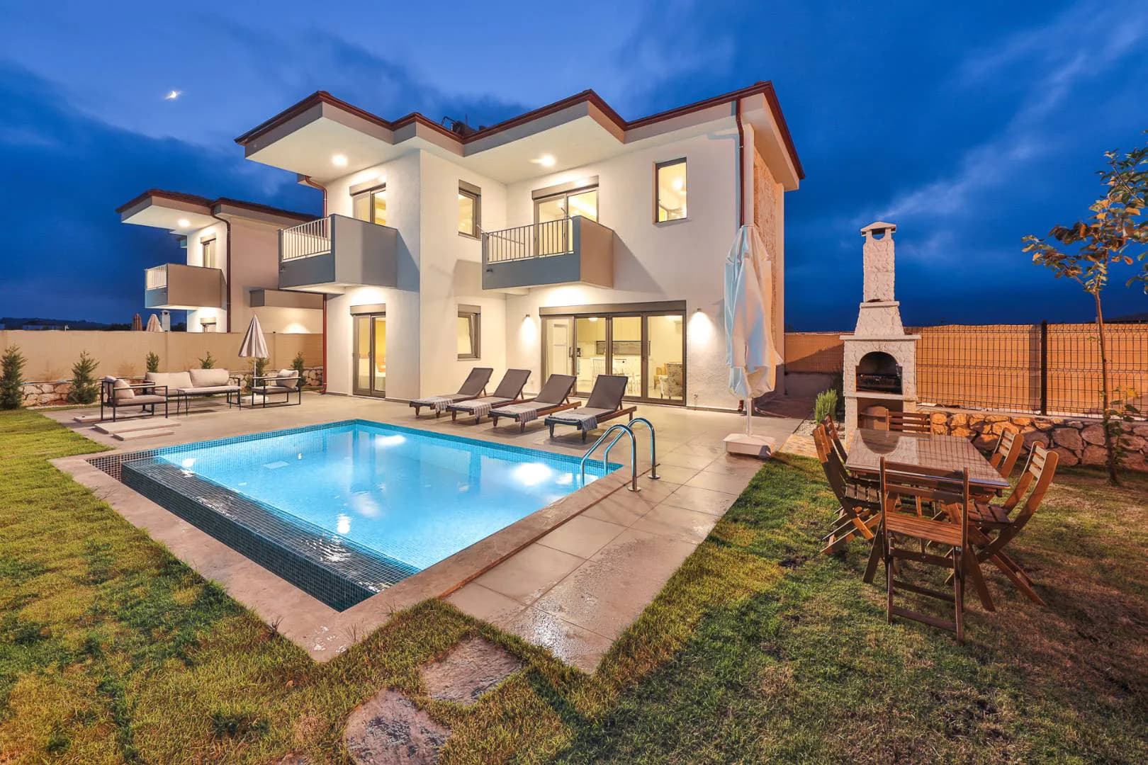 Kaş Andifli'de Yeşillikler İçerisinde, Özel Havuzlu, Modern Villa görsel 2