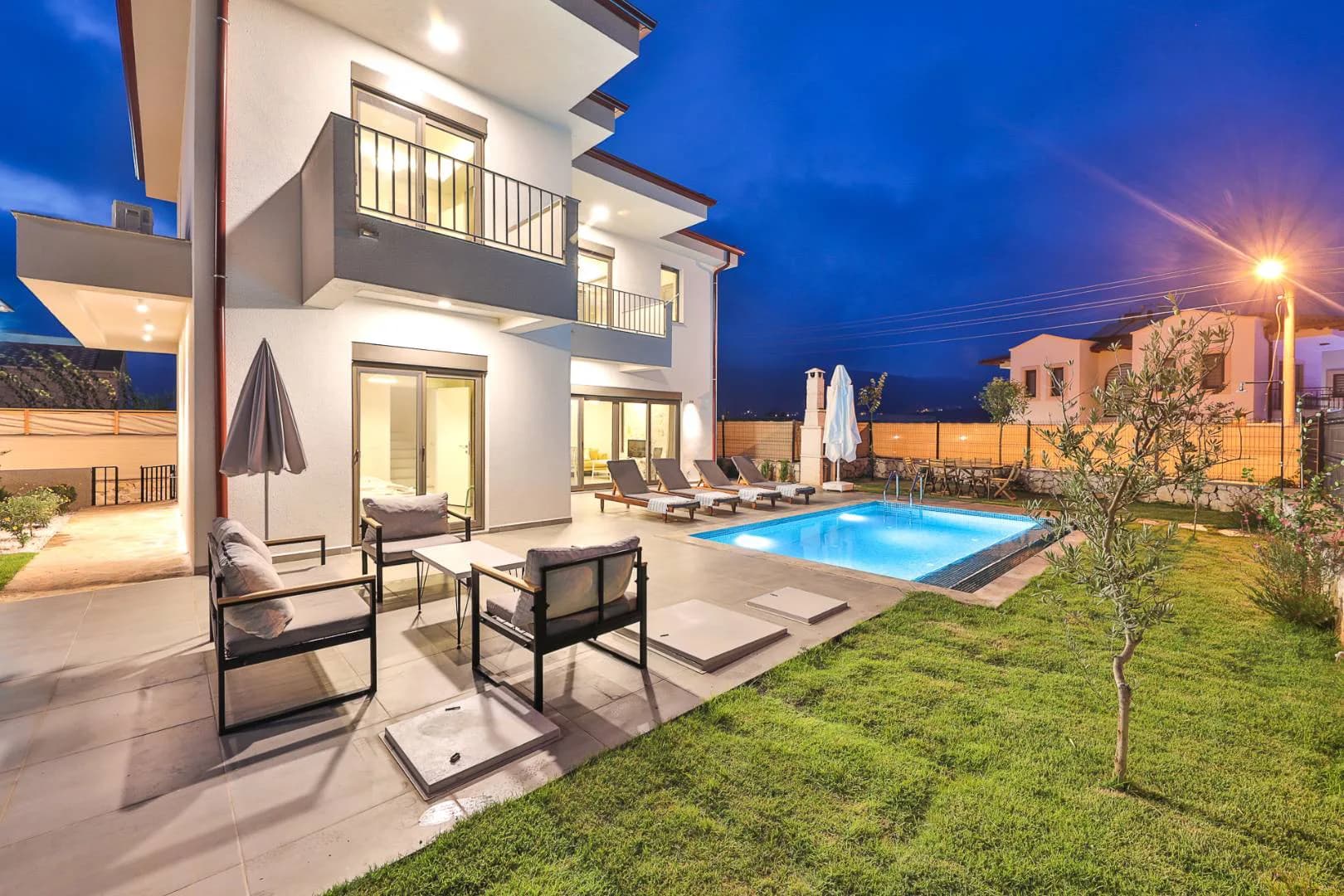 Kaş Andifli'de Yeşillikler İçerisinde, Özel Havuzlu, Modern Villa görsel 3