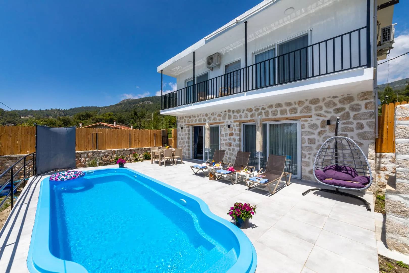 Kaş İslamlar'da Sakin Konumda, Özel Havuzlu, Kiralık Villa görsel 1