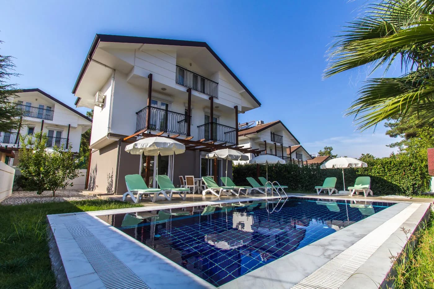 Fethiye Ölüdeniz'de Plaja Yakın, Özel Havuzlu, Ekonomik Villa görsel 1