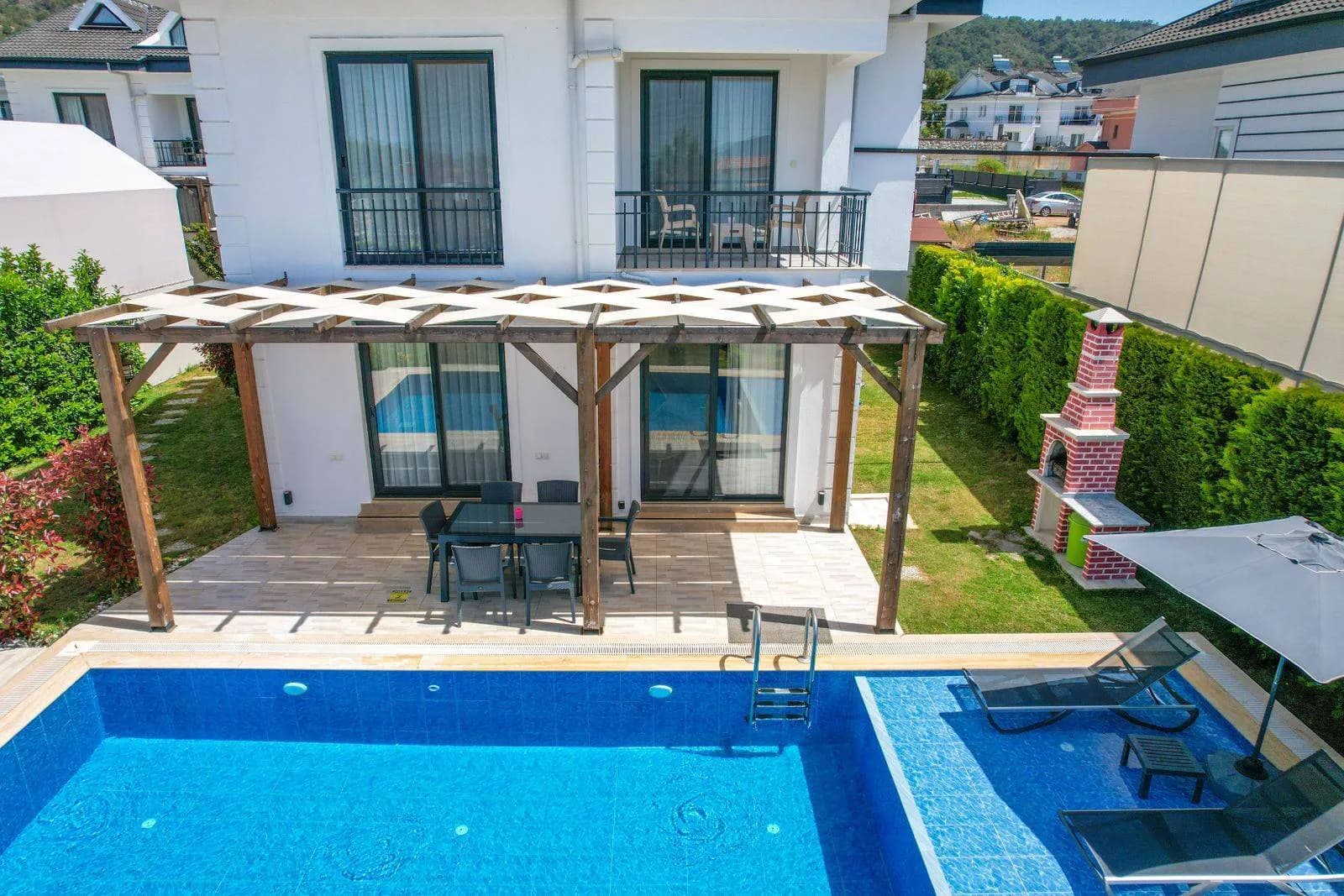 Fethiye Çiftlik'te Çocuk Oyun Alanlı, Özel Havuzlu, Bahçeli Villa görsel 1