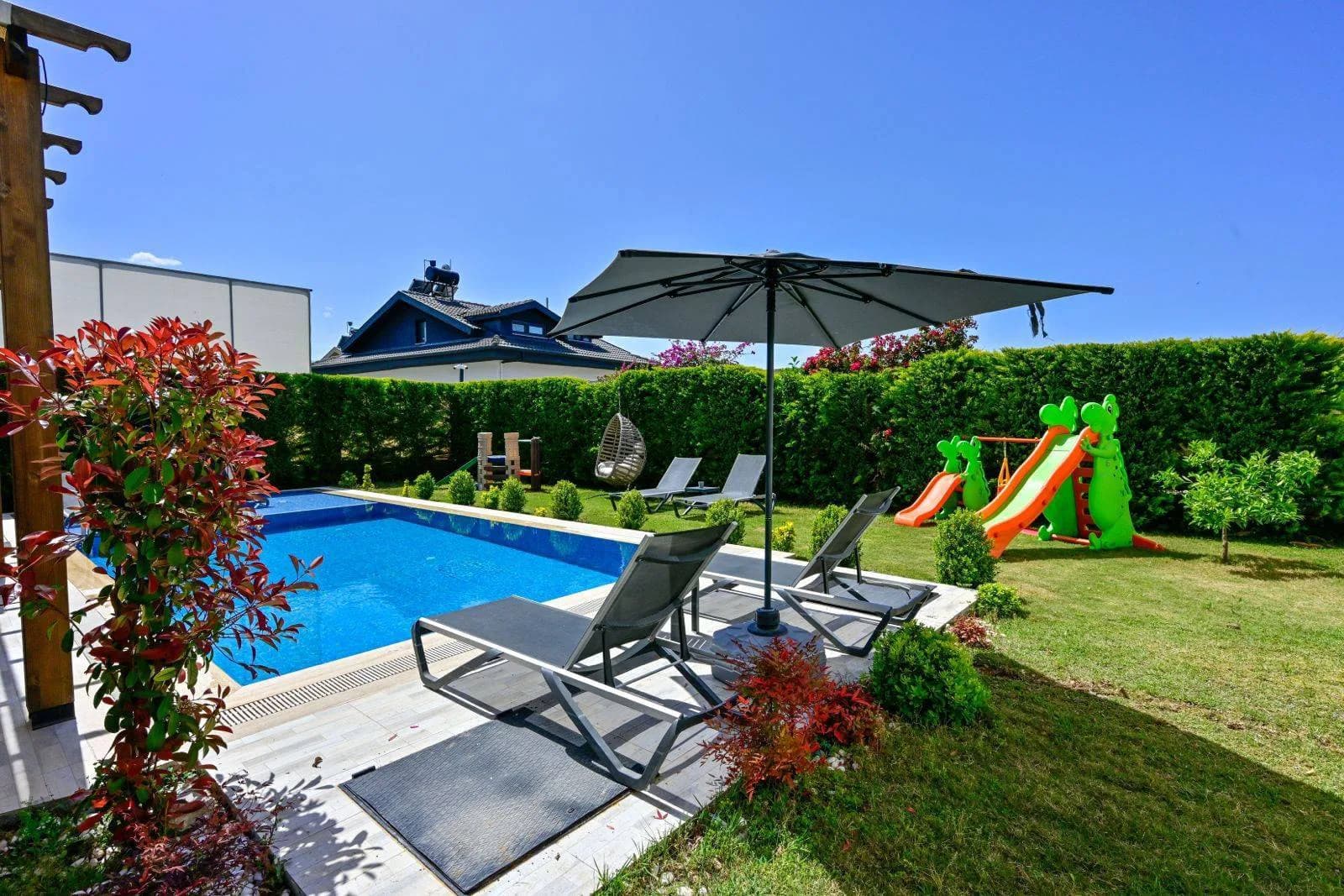 Fethiye Çiftlik'te Çocuk Oyun Alanlı, Özel Havuzlu, Bahçeli Villa görsel 3
