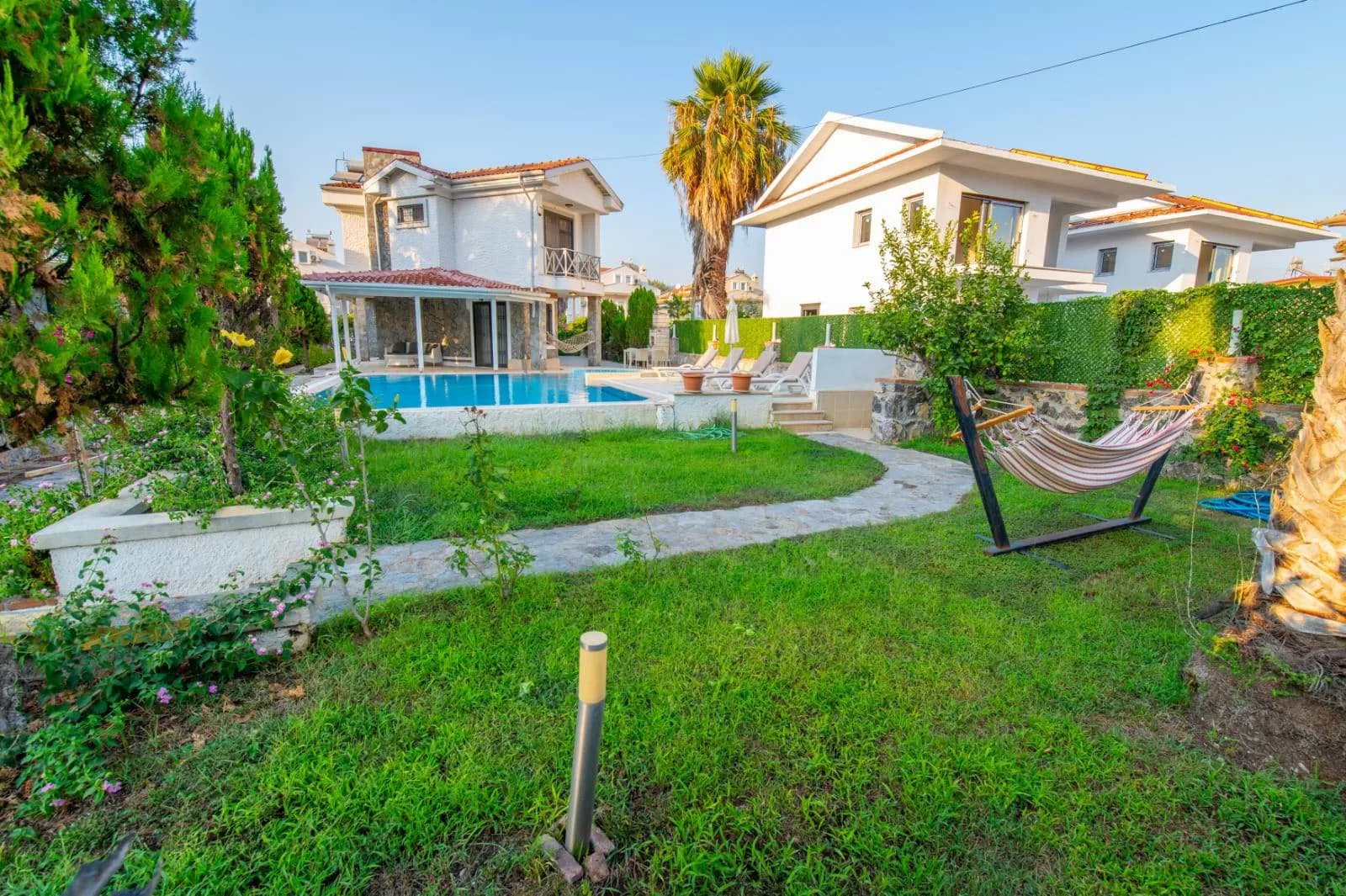 Fethiye Çiftlik'te Denize Yakın, Özel Havuzlu, 8 Kişilik Villa görsel 3