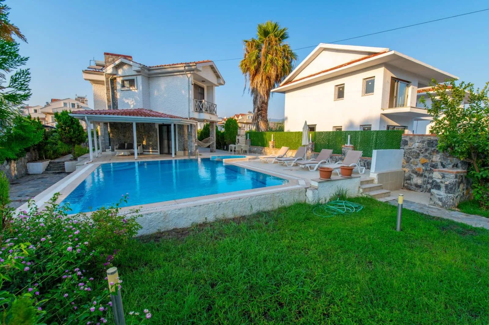 Fethiye Çiftlik'te Denize Yakın, Özel Havuzlu, 8 Kişilik Villa görsel 1