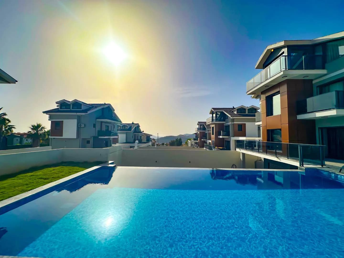 Fethiye Ölüdeniz'de Geniş Ailelere Uygun, Özel Havuzlu, 5+1 Villa görsel 1