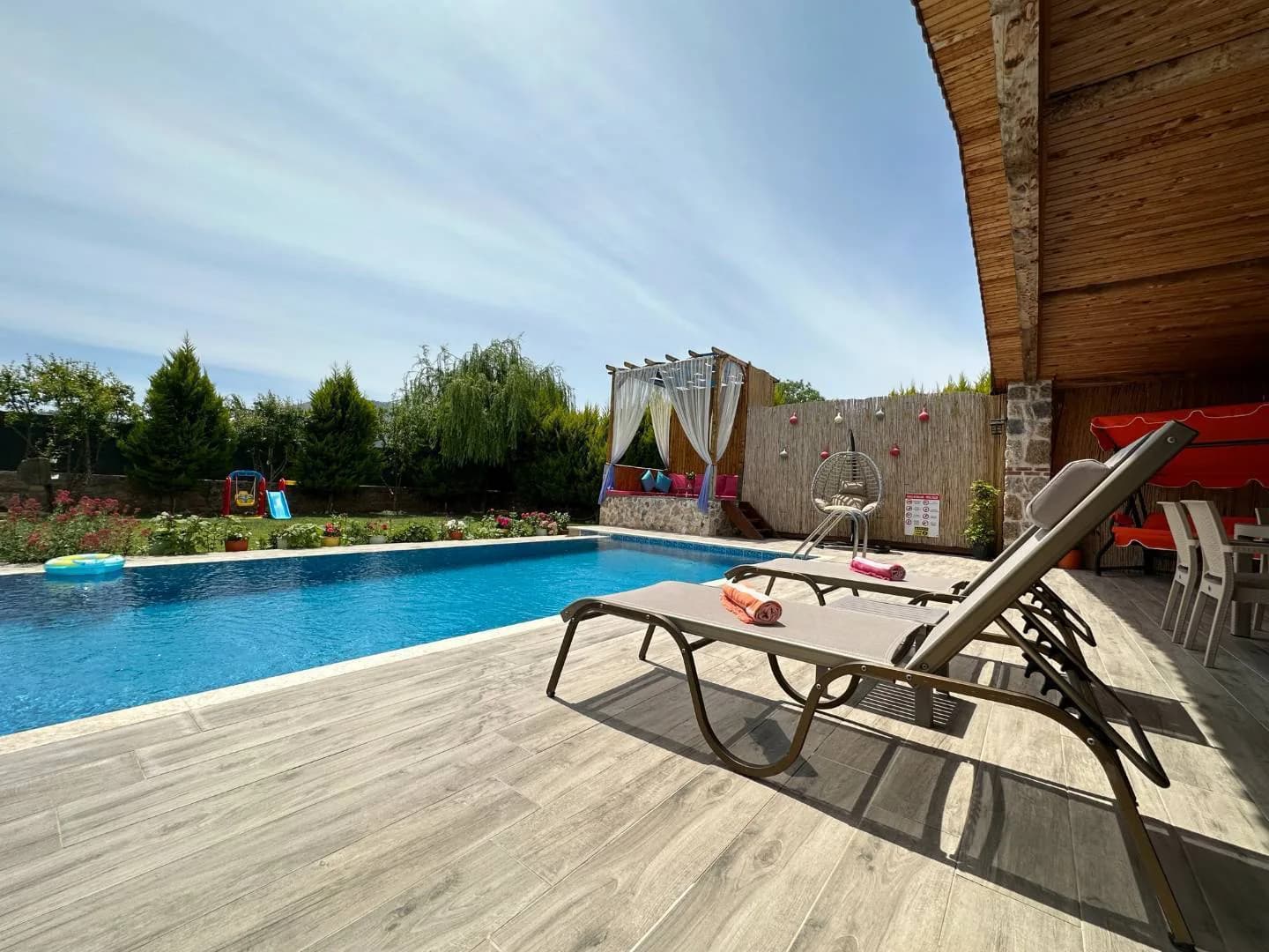 Muğla Fethiye'de Tasarımıyla Büyüleyen, Özel Havuzlu, Korunaklı Villa görsel 3