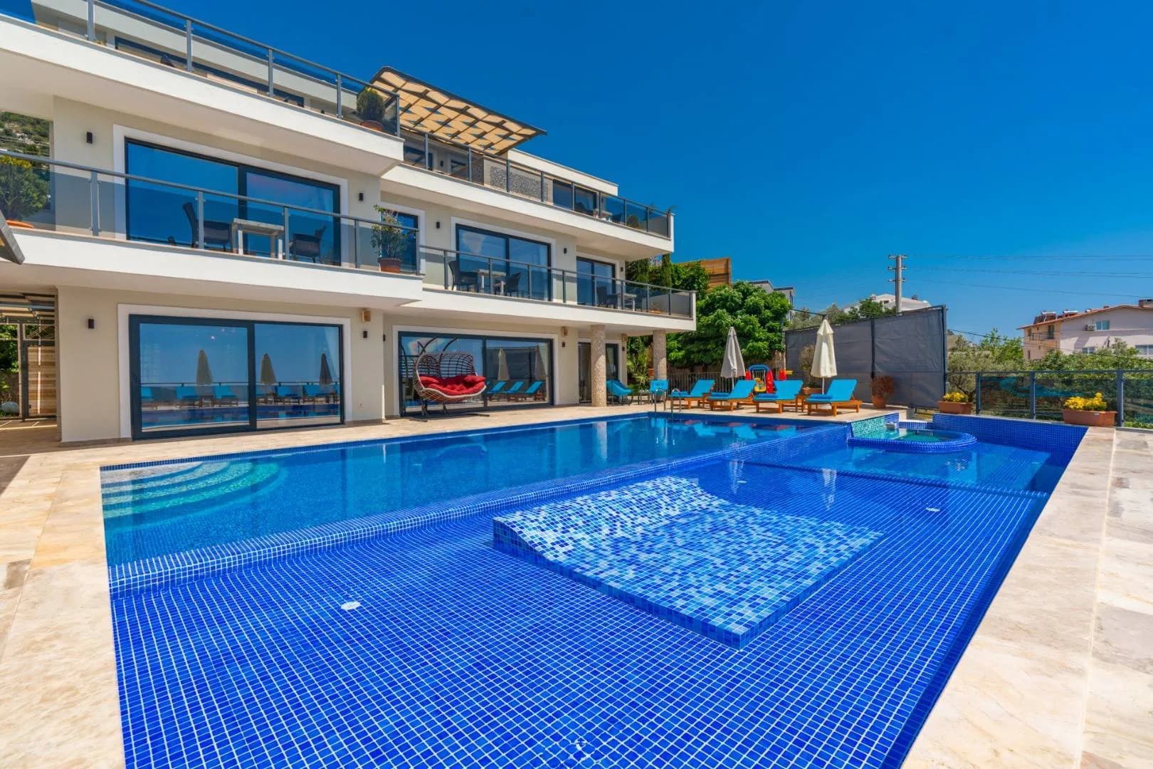 Kaş Bezirgan'da Aile Gruplarına Uygun , Özel Havuzlu, Estetik Villa görsel 1