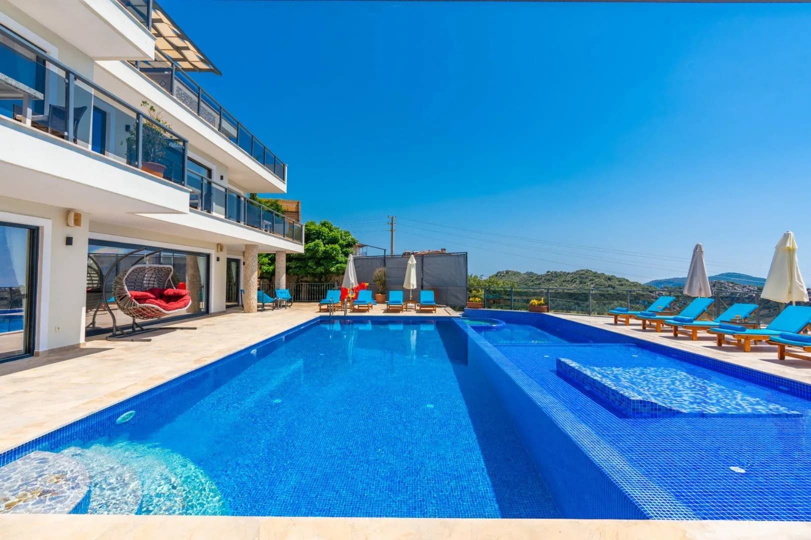 Kaş Bezirgan'da Aile Gruplarına Uygun , Özel Havuzlu, Estetik Villa görsel 2