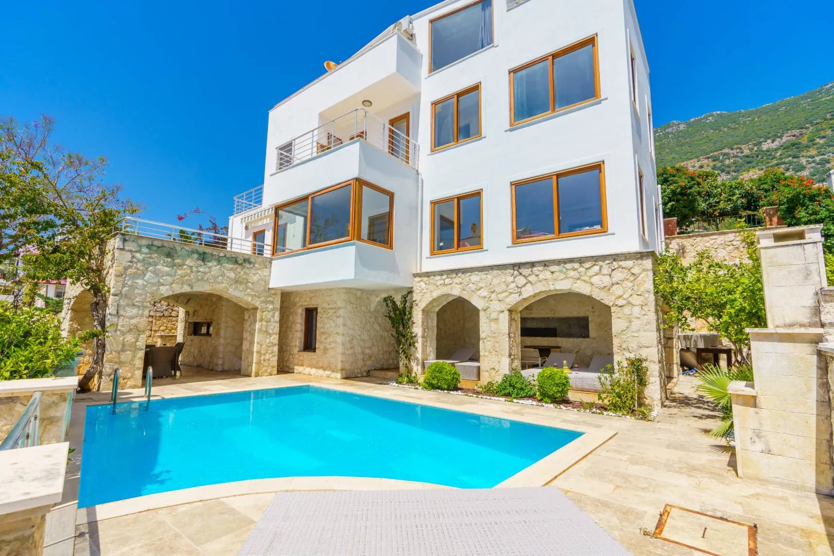 Kaş Kalkan'da Denize Yakın, Özel Havuzlu, 8 Kişilik Villa görsel 1