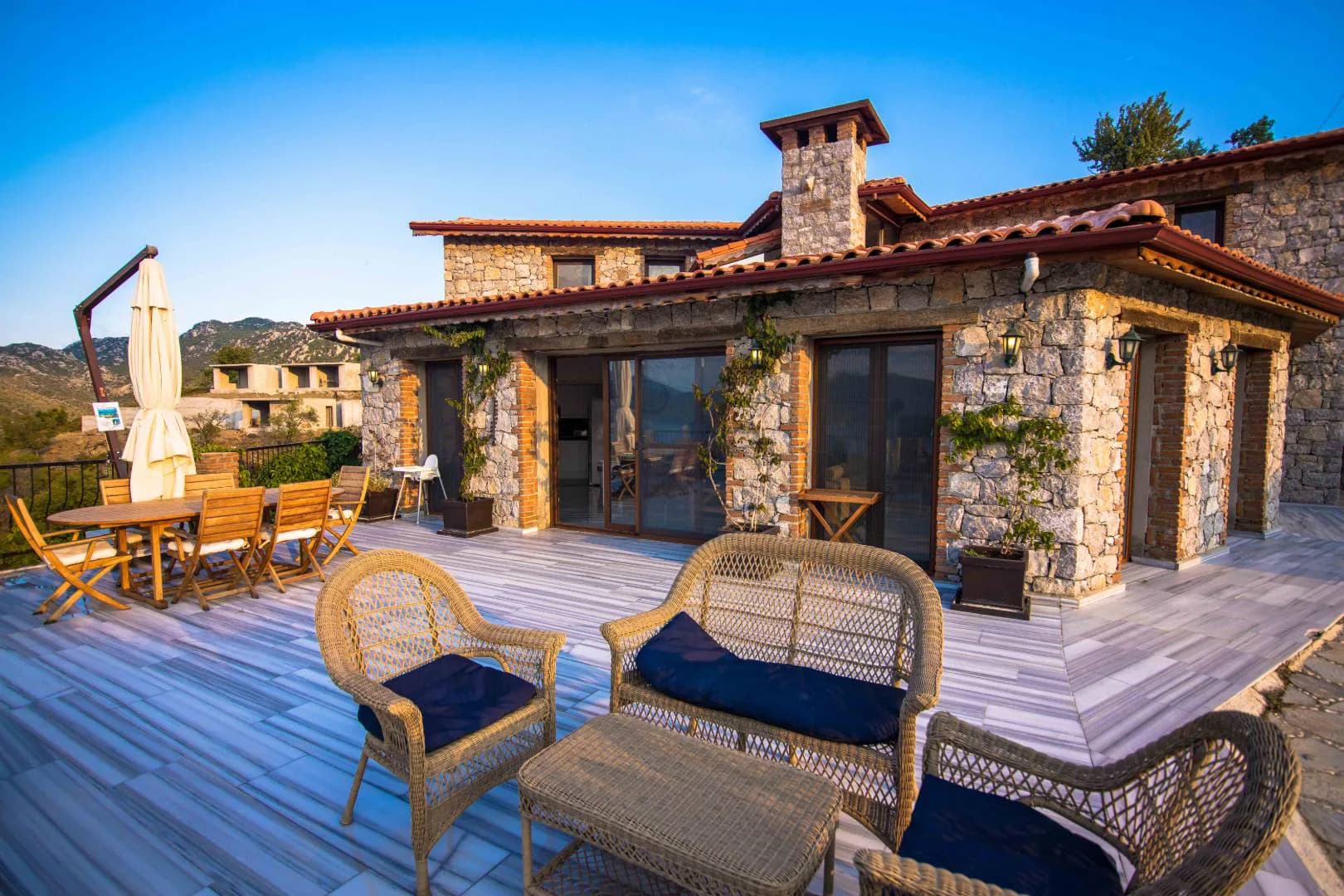 Marmaris Selimiye'de Geniş Alanlara Sahip, Özel Havuzlu, Modern Villa görsel 1