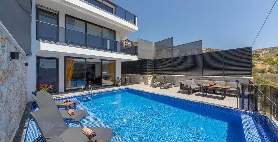 Kaş Bezirgan'da Enfes Doğa Manzaralı, Özel Havuzlu, İkiz Villa görsel 1