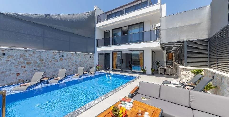 Kaş Bezirgan'da Enfes Doğa Manzaralı, Özel Havuzlu, İkiz Villa görsel 3