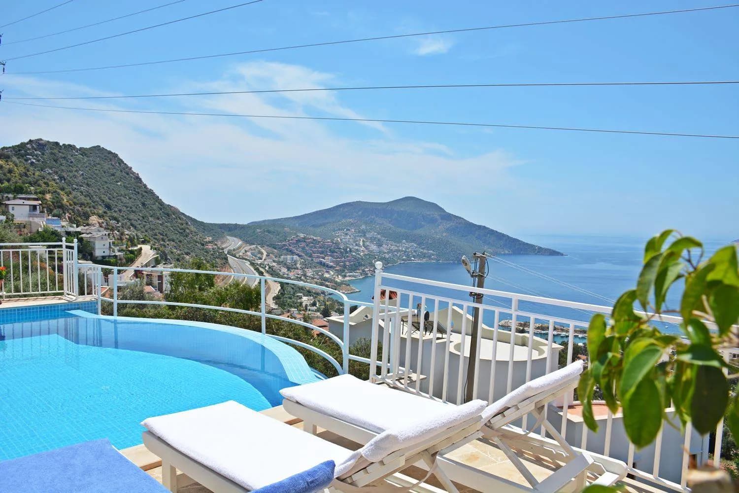 Kaş Kalkan'da Enfes Deniz Manzaralı, Özel Havuzlu, 10 Kişilik Villa görsel 3
