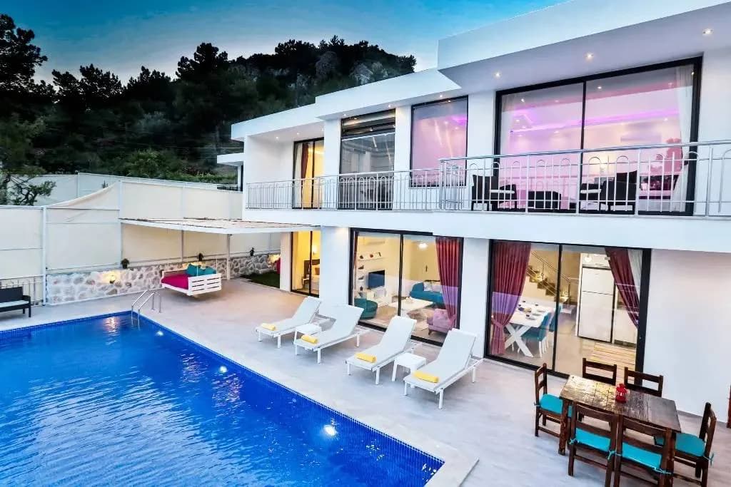 Kaş İslamlar'da Sakin Konumda, Özel Havuzlu, Jakuzili, Kiralık Villa görsel 2