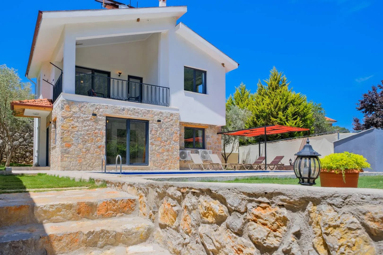 Fethiye'de Yeşillikler İle Dolu Doğada, Özel Havuzlu, Konforlu Villa görsel 3