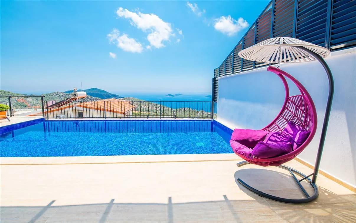 Kaş Bezirgan'da Deniz Manzaralı, Özel Havuzlu, Modern Villa görsel 1