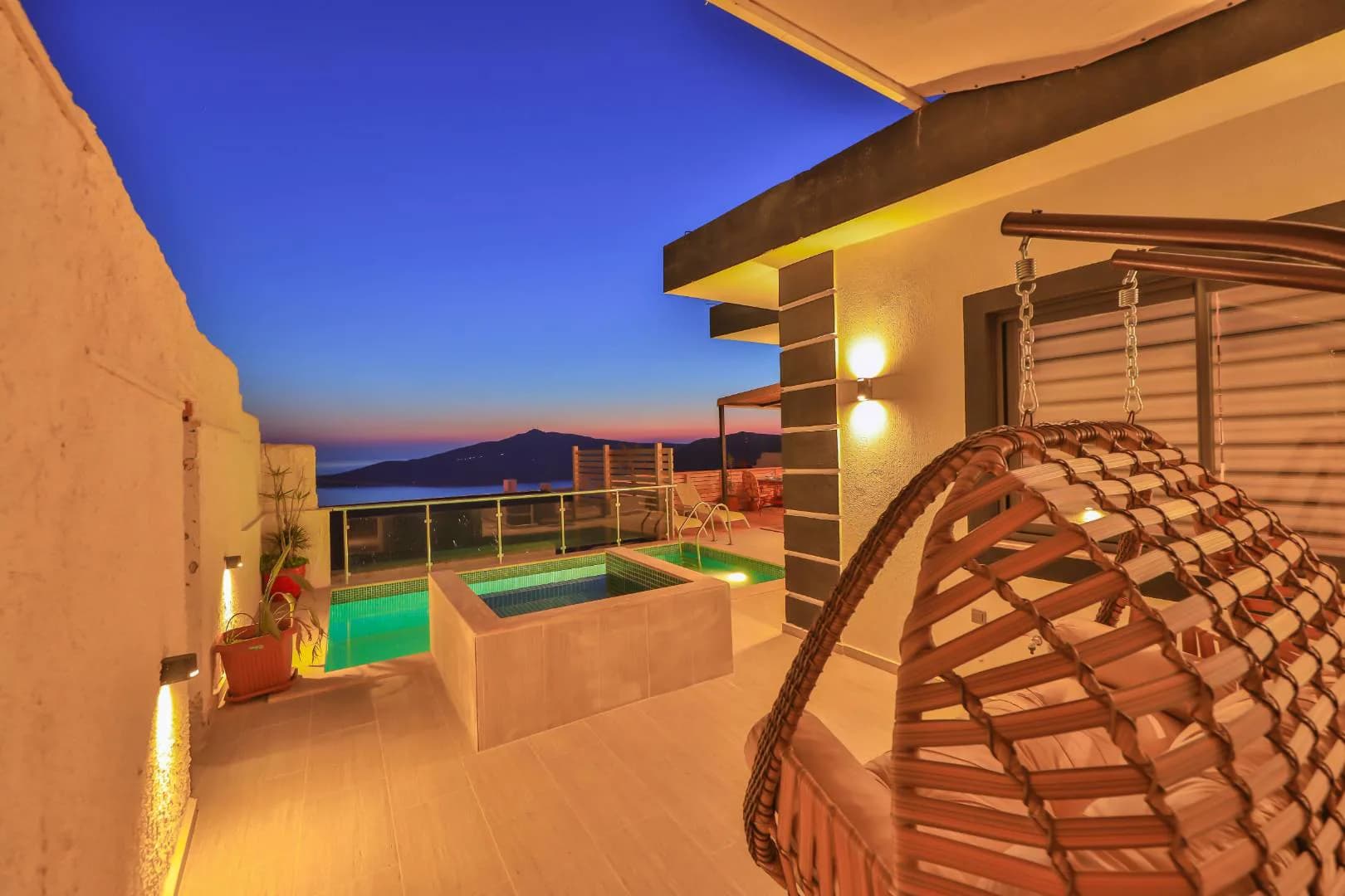 Kalkan Kördere'de Balayı Çiftlerine Uygun, Özel Havuzlu, Kiralık Villa görsel 1