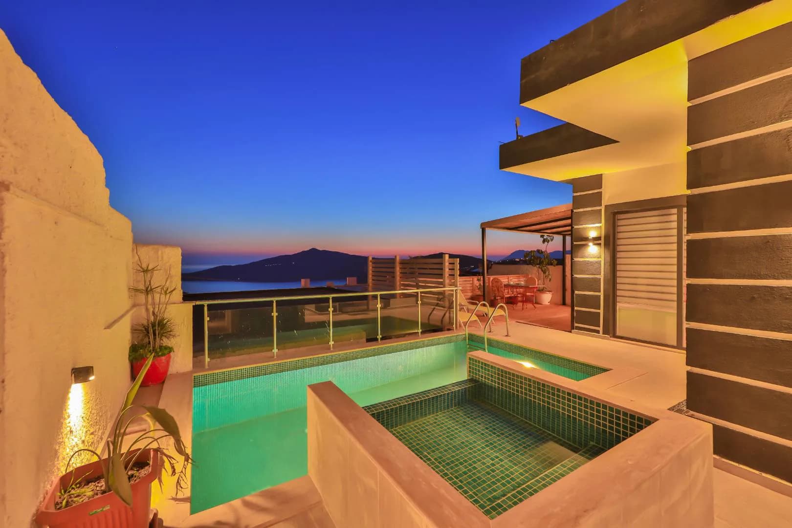 Kalkan Kördere'de Balayı Çiftlerine Uygun, Özel Havuzlu, Kiralık Villa görsel 2