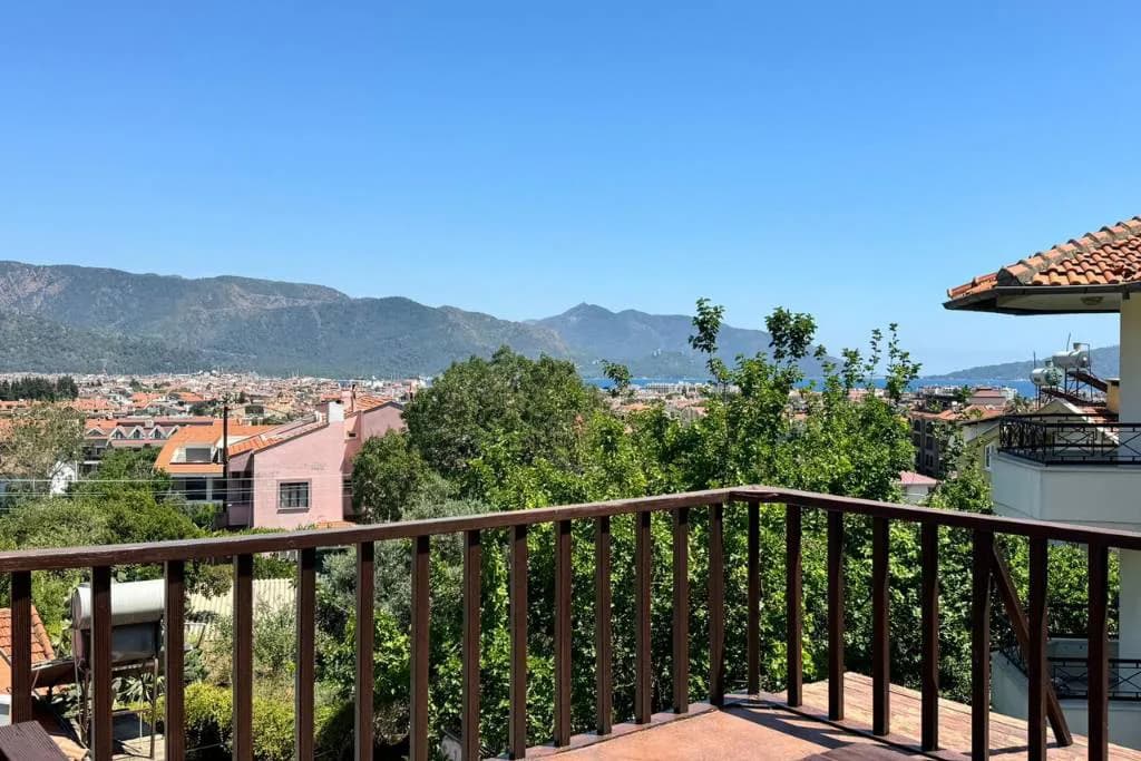 Marmaris Armutalan’da Merkeze Yakın, Modern Tasarımlı, Konforlu Villa görsel 3