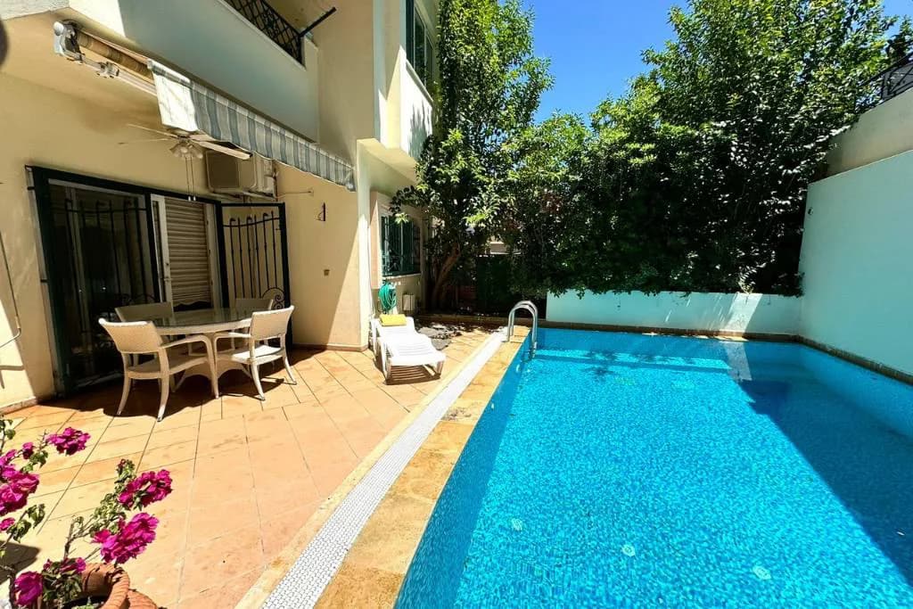 Marmaris Armutalan’da Merkeze Yakın, Modern Tasarımlı, Konforlu Villa görsel 1