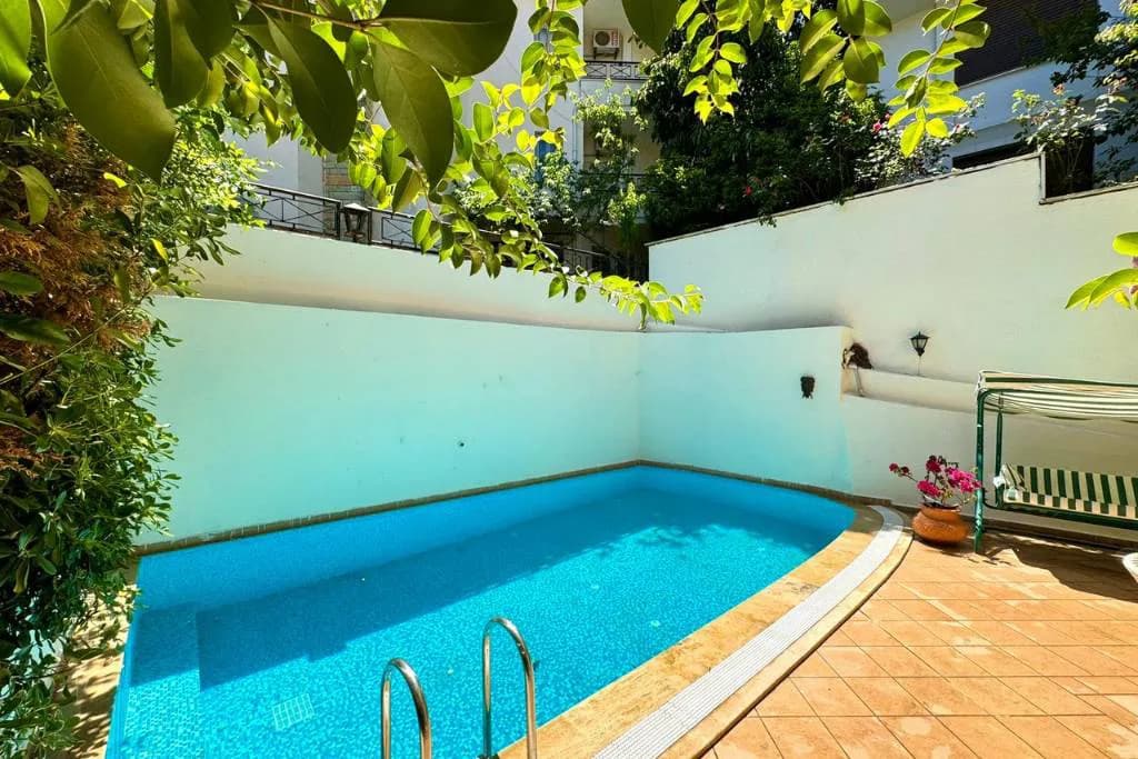 Marmaris Armutalan’da Merkeze Yakın, Modern Tasarımlı, Konforlu Villa görsel 2