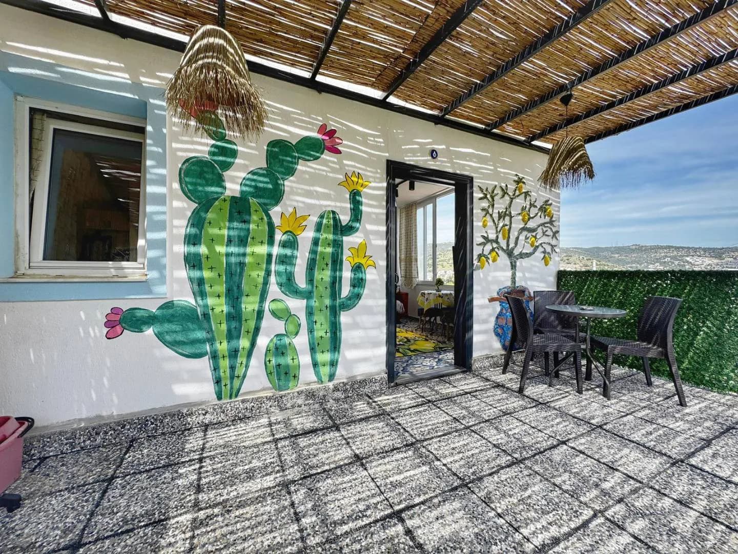 Bodrum Eskiçeşme'de Merkezi Konumda, 1+1, Kiralık Ev görsel 1