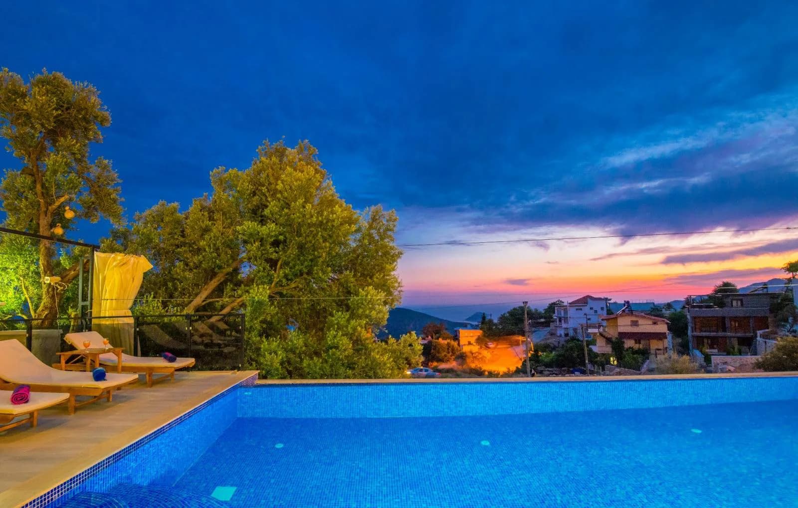 Kaş Bezirgan'da Kalabalık Ailelere Uygun, Özel Havuzlu, Kiralık Villa görsel 2