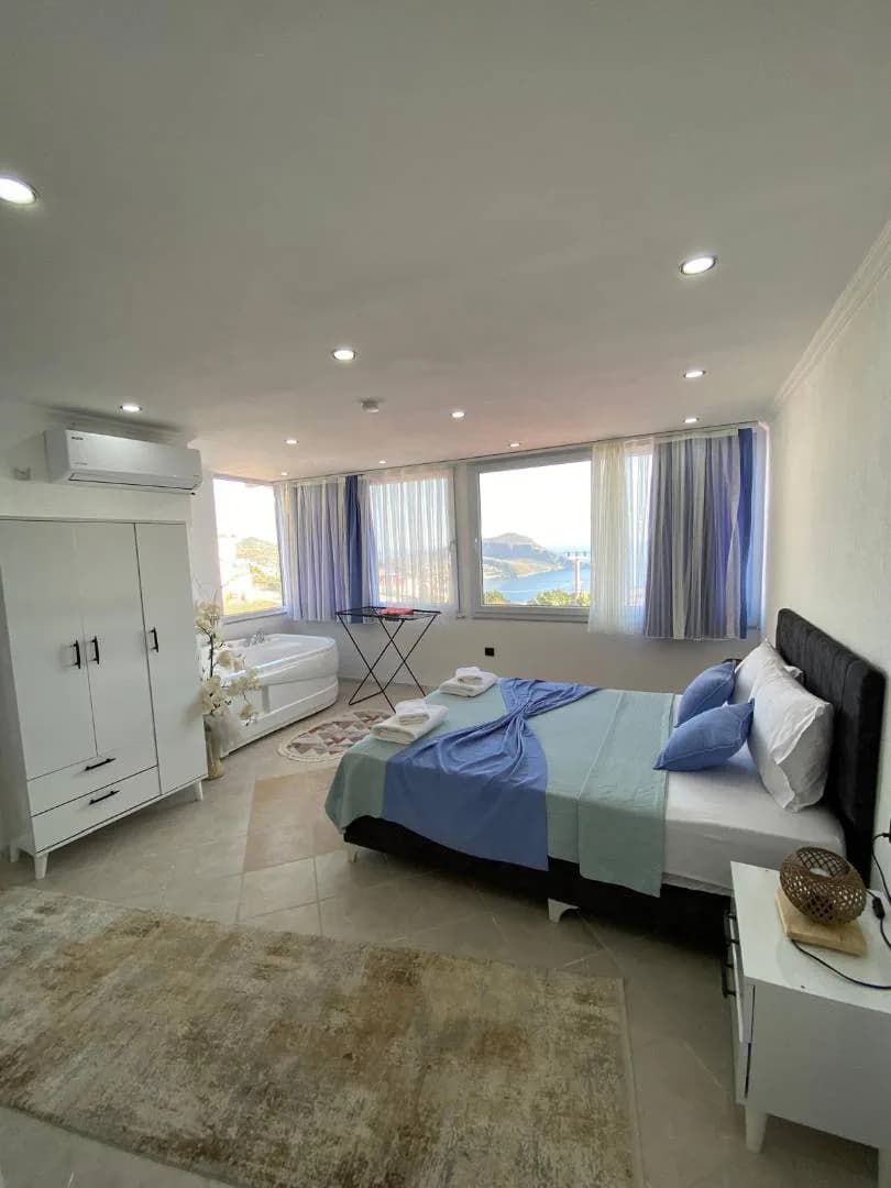 Kaş Bezirgan'da Merkeze Yakın Konumda, Deniz Manzaralı, 2+1 Daire görsel 1