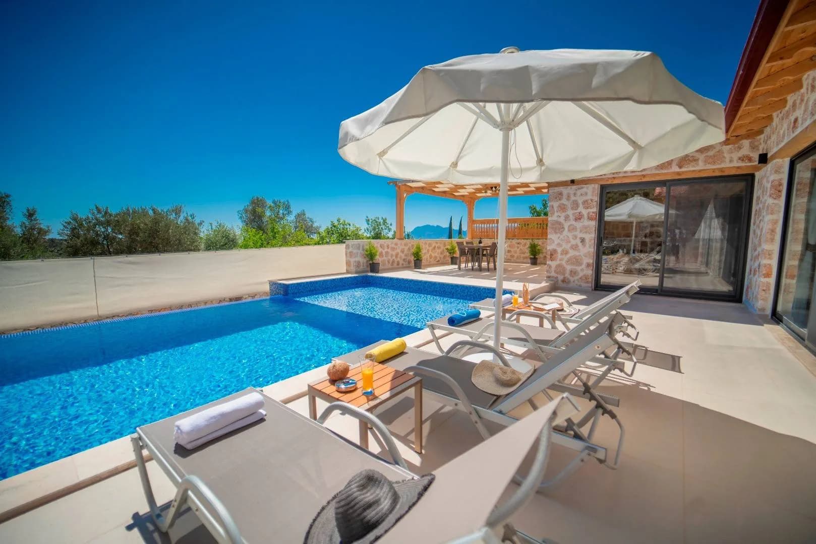 Kaş Üzümlü'de Doğa İçerisinde, Özel Havuzlu, Jakuzili, Lüks Villa görsel 3