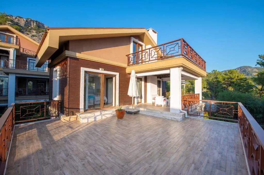Fethiye Göcek'te Kalabalık Ailelere Uygun, Özel Havuzlu, Bahçeli Villa görsel 1