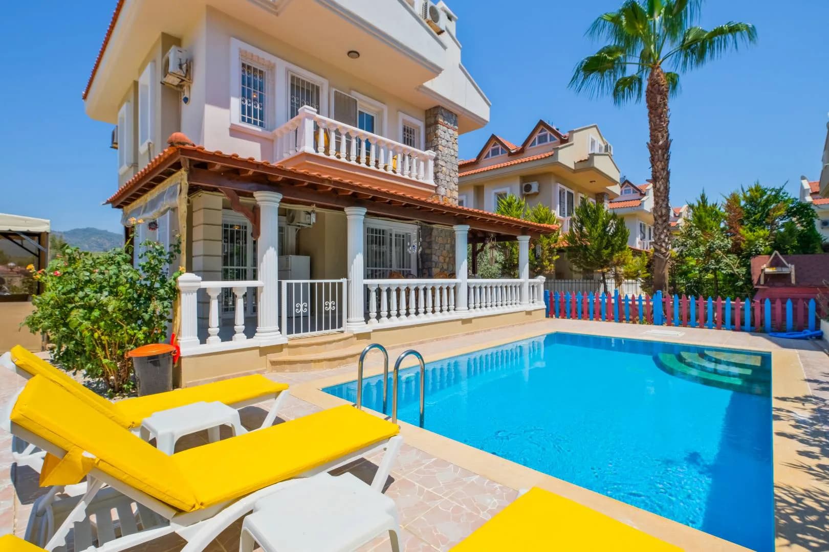 Fethiye Çiftlik'te Geniş Alanlara Sahip, Özel Havuzlu, Konforlu Villa görsel 1
