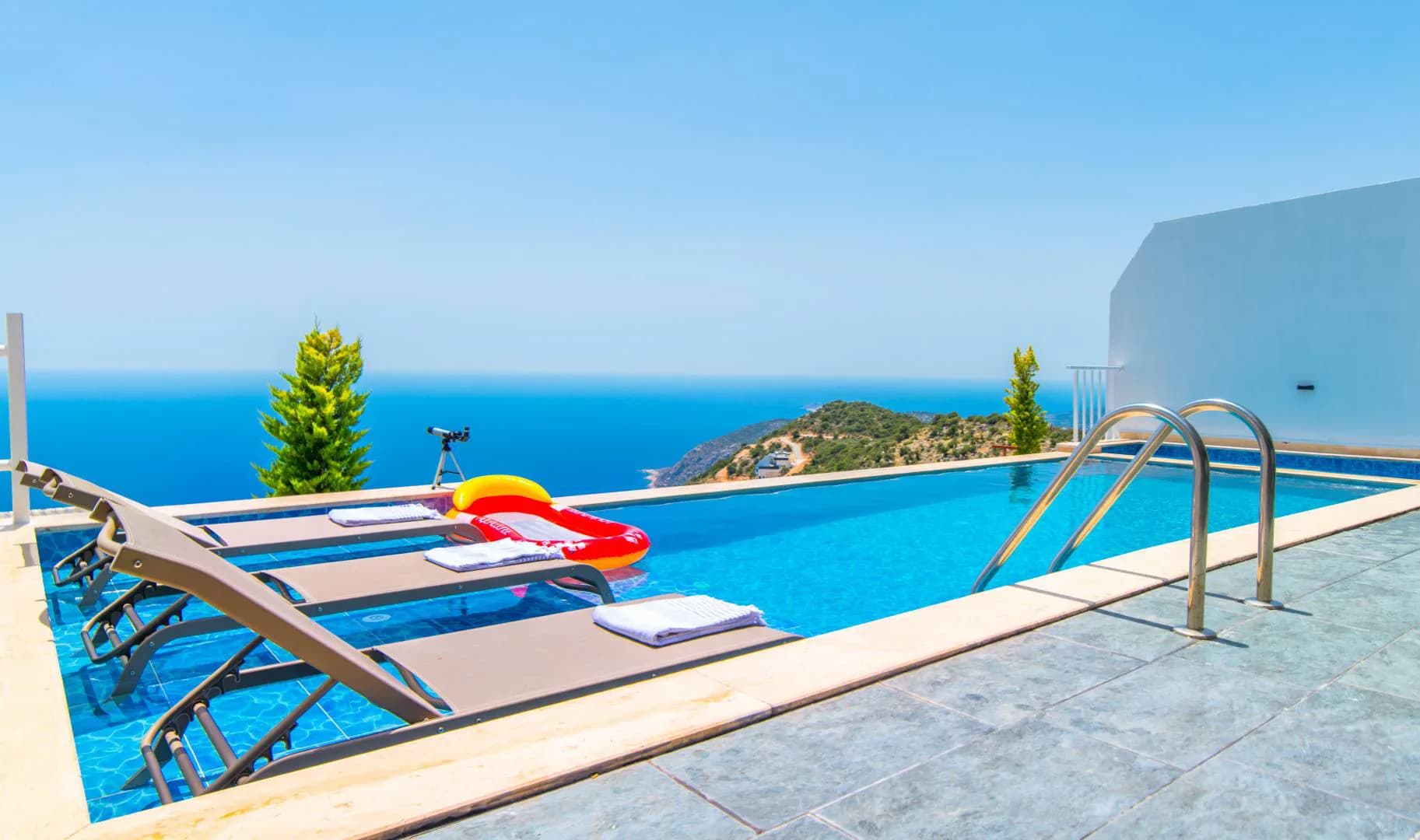 Kaş Bezirgan'da Muhteşem Deniz Manzaralı, Özel Havuzlu, Huzurlu Villa görsel 1