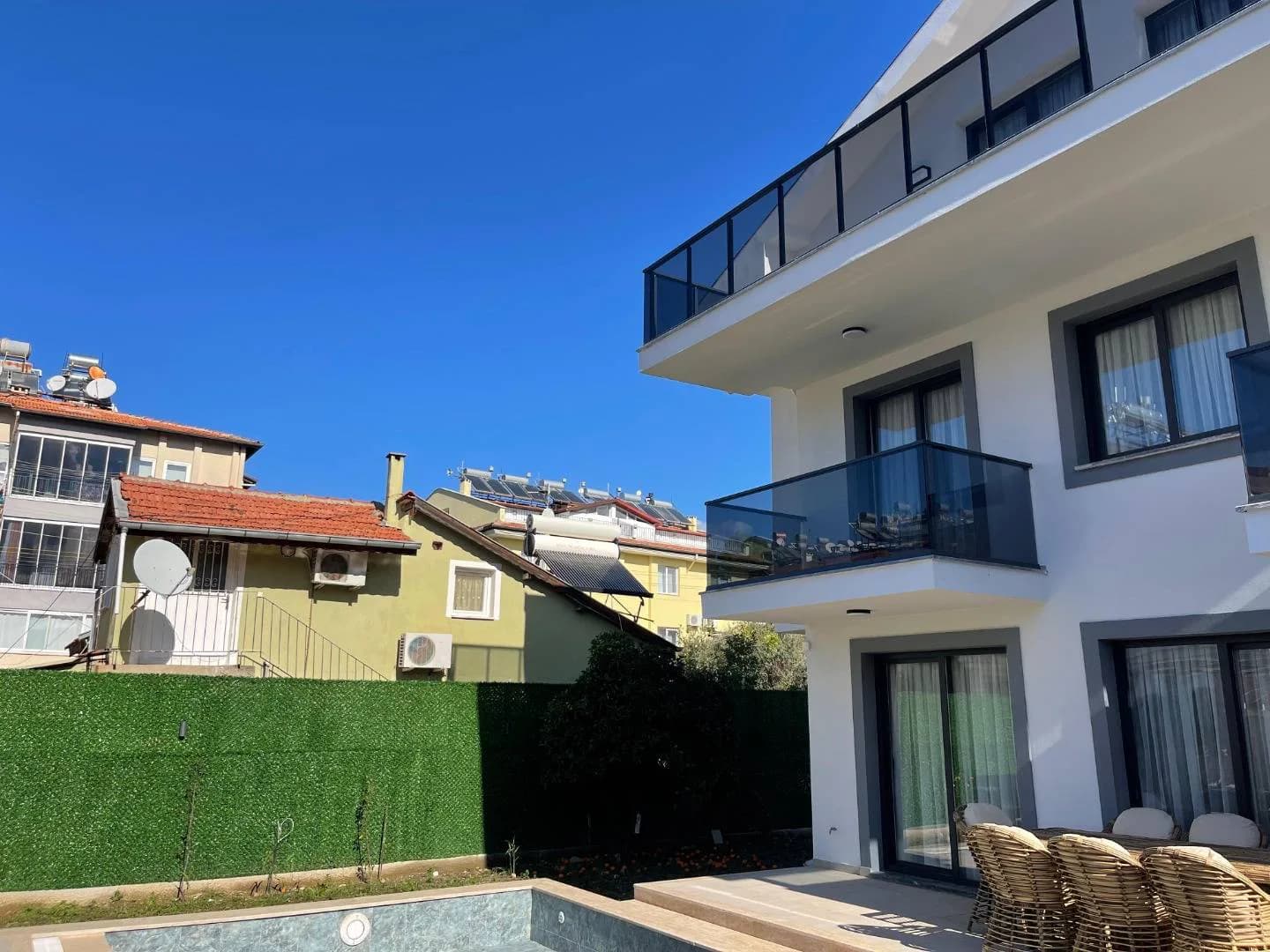 Fethiye Babataşı'nda Denize Yakın Konumda, Özel Havuzlu, Merkezi Villa görsel 3