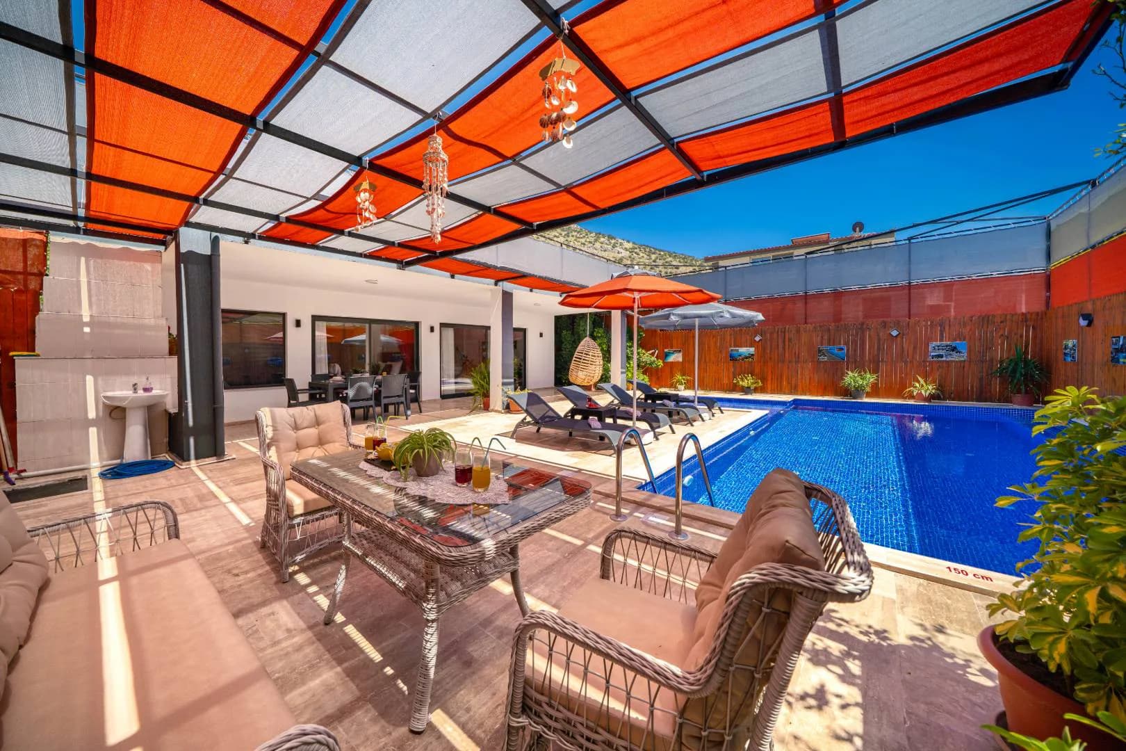 Kaş Yeşilköy'de Nezih Konumda, Özel Havuzlu, Korunaklı Villa görsel 1