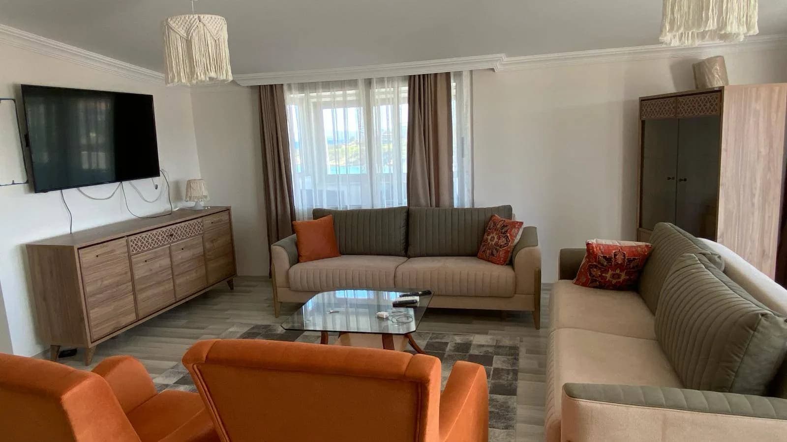 İzmir Çeşme'de Çekirdek Ailelere Uygun, Manzaralı Konforlu Tatil Evi görsel 3