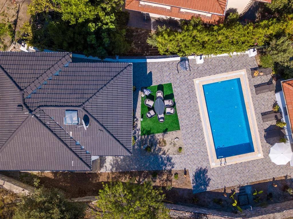 Muğla Marmaris'te Enfes Deniz Manzaralı, Özel Havuzlu, Kiralık Villa görsel 1