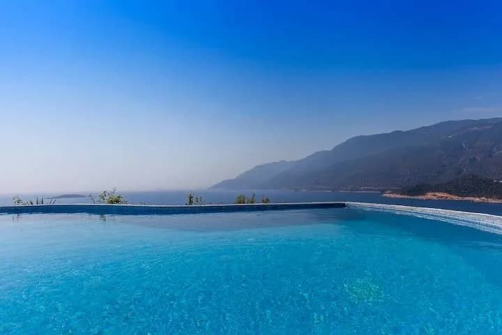 Kaş Andifli'de Muhteşem Deniz Manzaralı, Özel Havuzlu, Keyifli Villa görsel 3