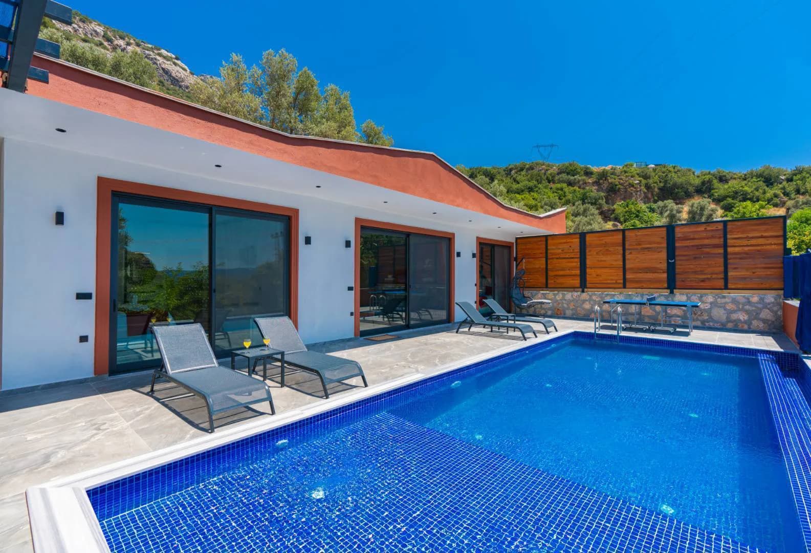 Kaş İslamlar'da Küçük Ailelere Uygun, Özel Havuzlu, Kiralık Villa görsel 2