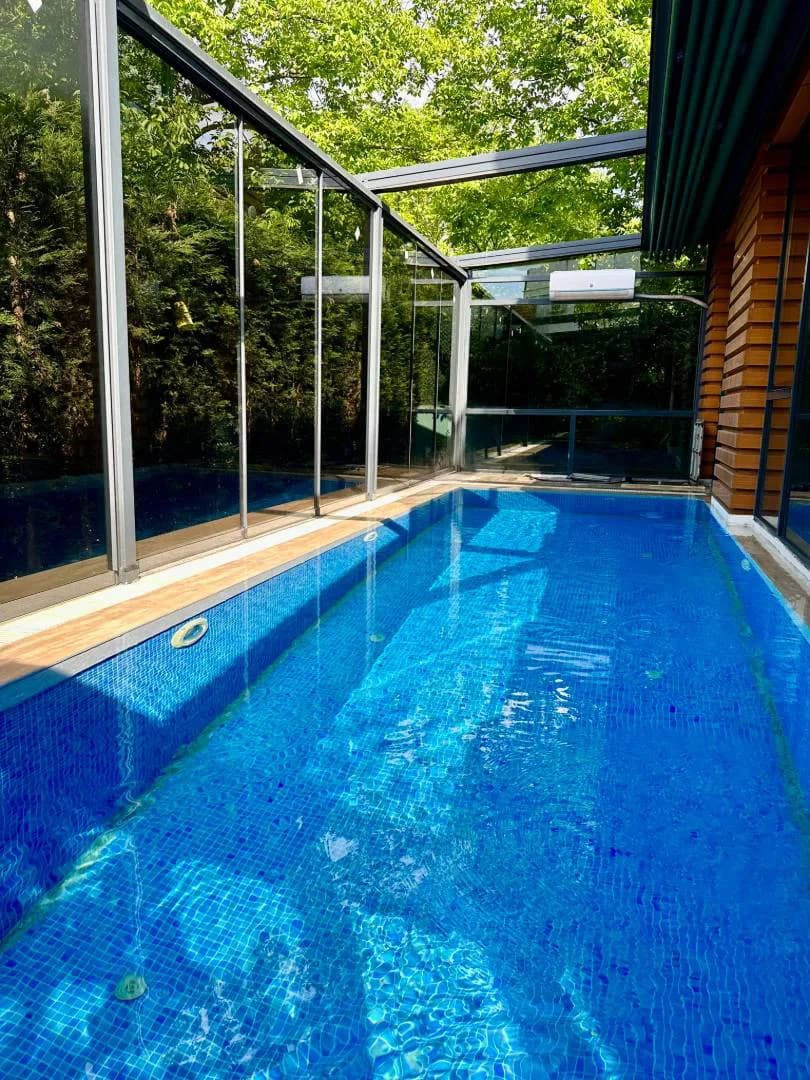 Sakarya Sapanca'da Geniş Bahçeli, Isıtmalı Havuzlu, Jakuzili Villa görsel 3
