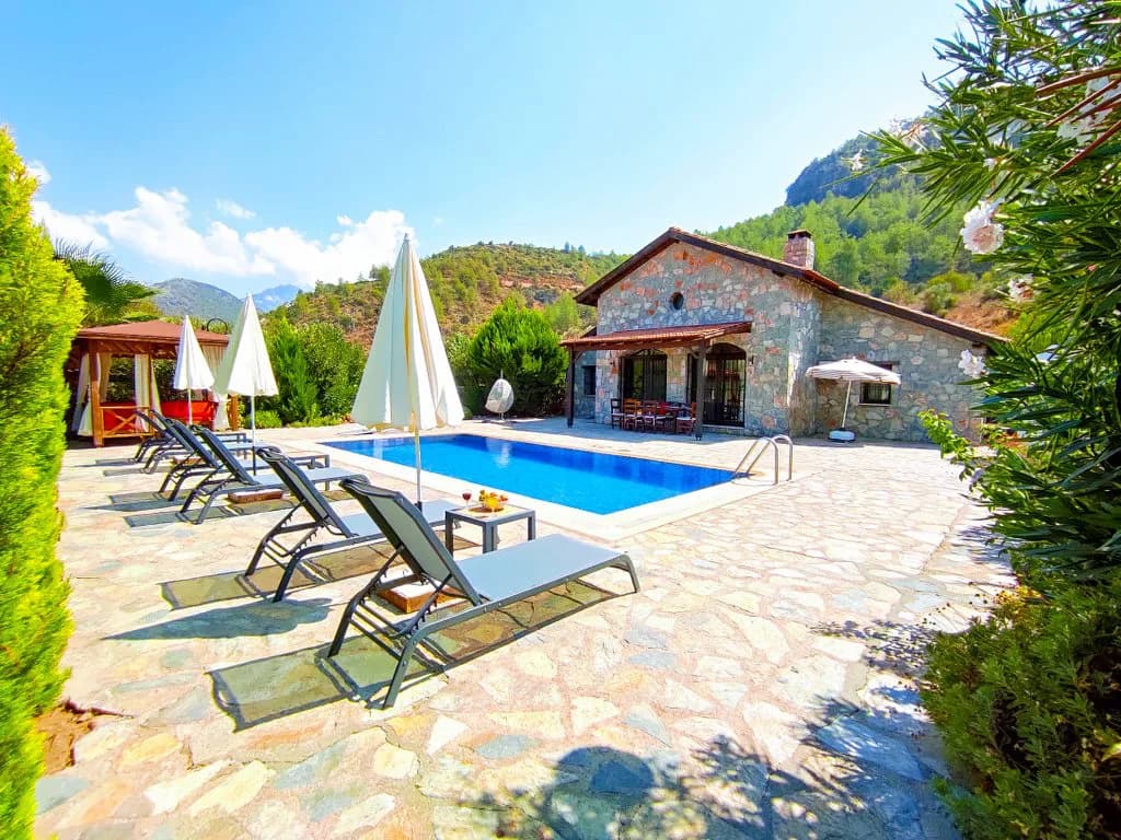 Fethiye Kayaköy'de Doğanın İçerisinde, Özel Havuzlu, Kiralık Taş Villa görsel 3