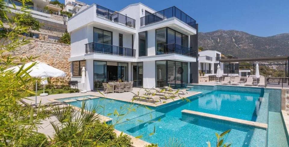 Kaş Kalkan'da Enfes Deniz Manzaralı, Sonsuzluk Havuzlu, Görkemli Villa görsel 2