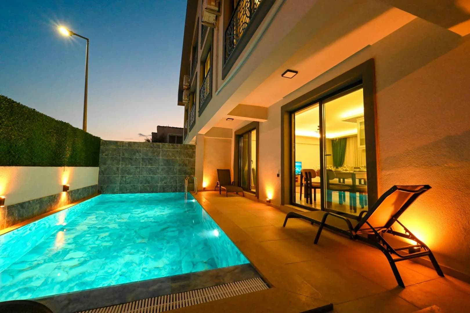 Fethiye Babataşı'nda Şehrin Kalbinde, Özel Havuzlu, Kiralık Villa görsel 1